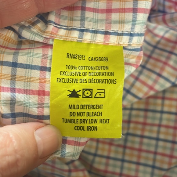 Robert Graham button down - Picture 11 of 11